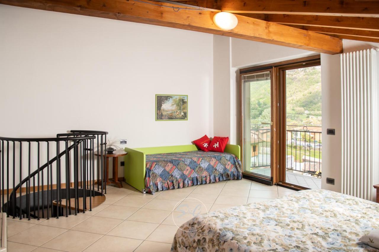 Feel At Home - Villa Verbena Monasterolo del Castello Bagian luar foto